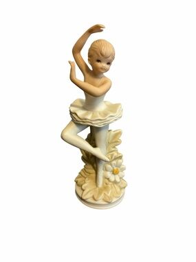 Lefton China The Christopher Collection Ballerina Figurine 1982 TWL-03251